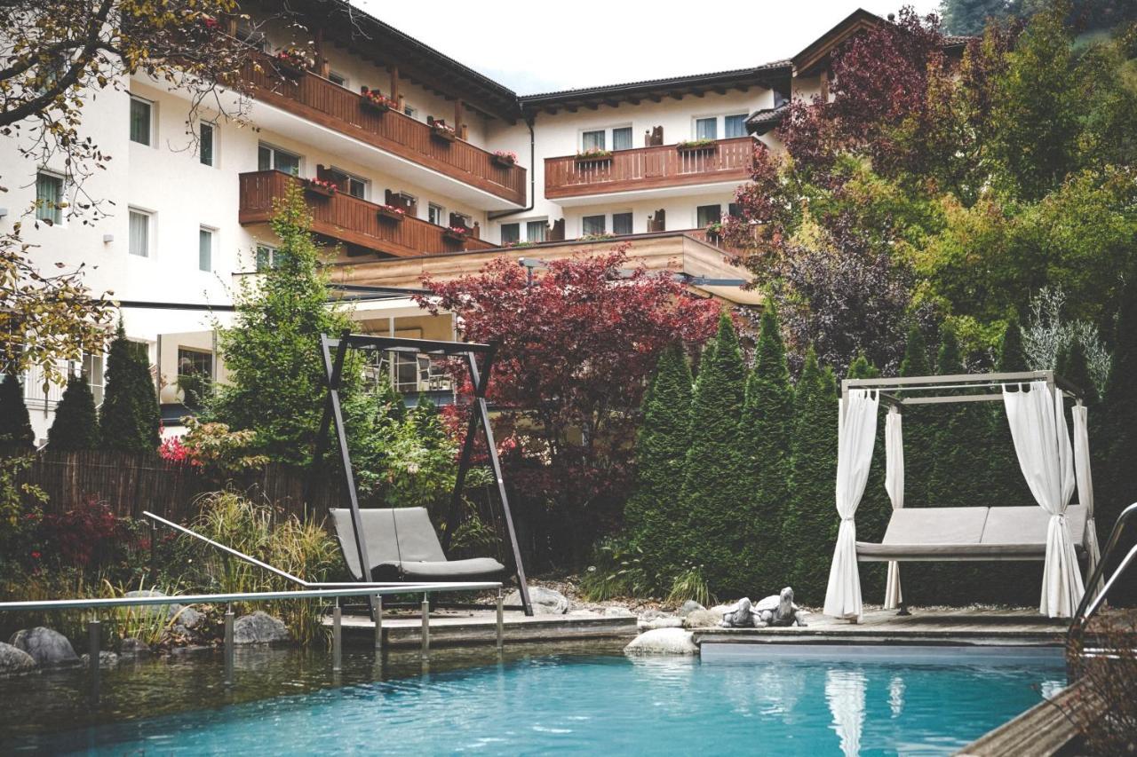 Wiesenhof Gardenresort San Leonardo in Passiria Bagian luar foto